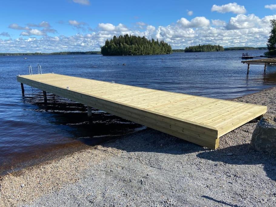 Strandro - Moekki Jaerven Rannalla Larsmo Exteriör bild