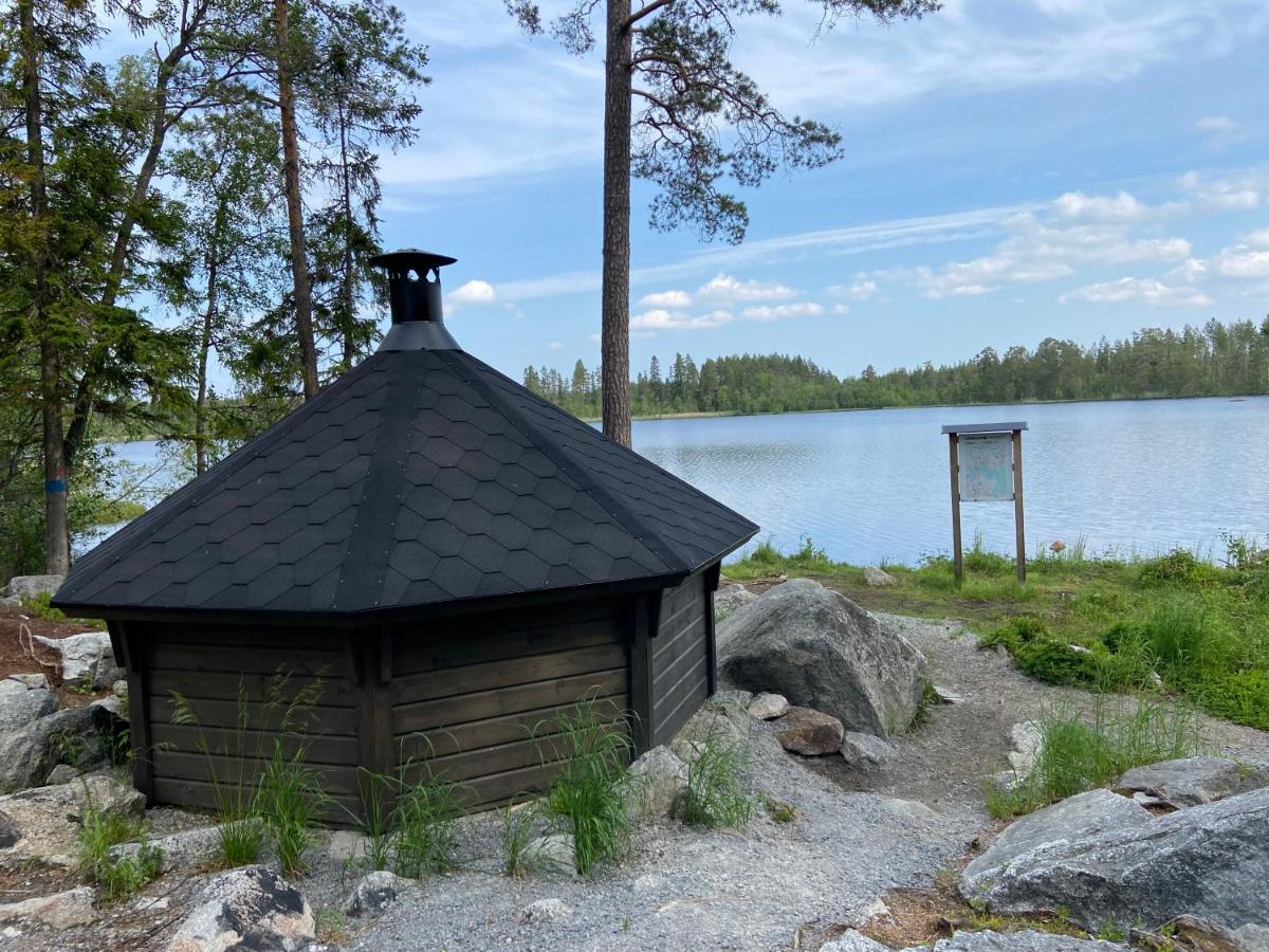 Strandro - Moekki Jaerven Rannalla Larsmo Exteriör bild